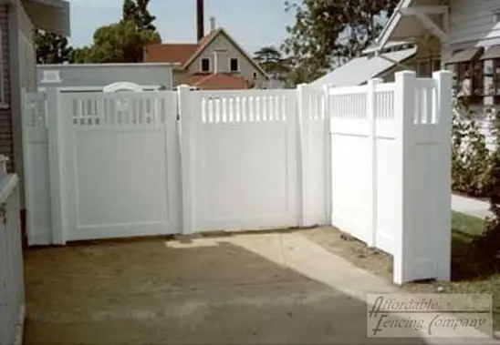 Vinyl Indoor PVC Closed Top Line Privacy Fence, Gate
