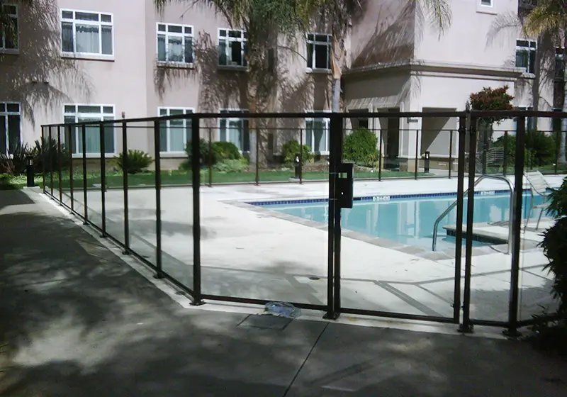 Glass Fencing Santa Ana