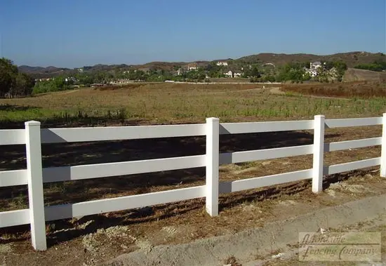 Top Quality Horse Ranch Paddock Post 3 Rail Fence