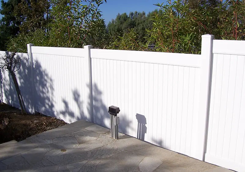 Vinyl Pool Fencing